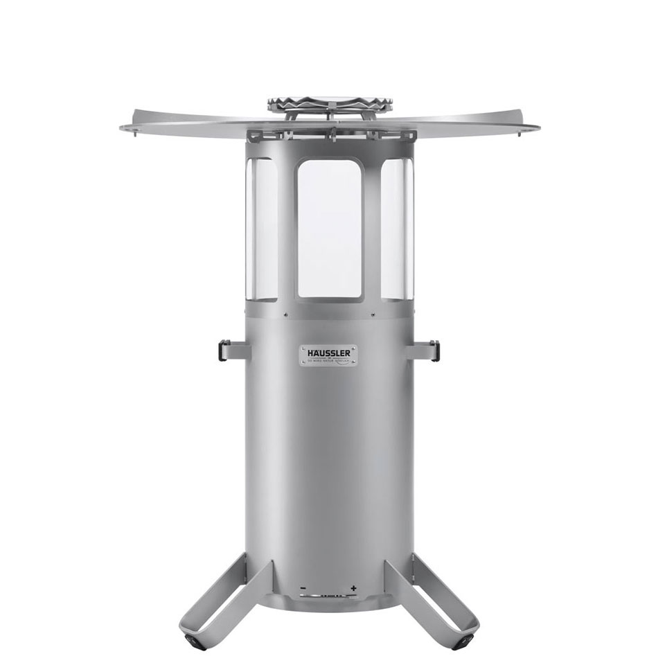 Pelletgrill mit Feuerplatte
